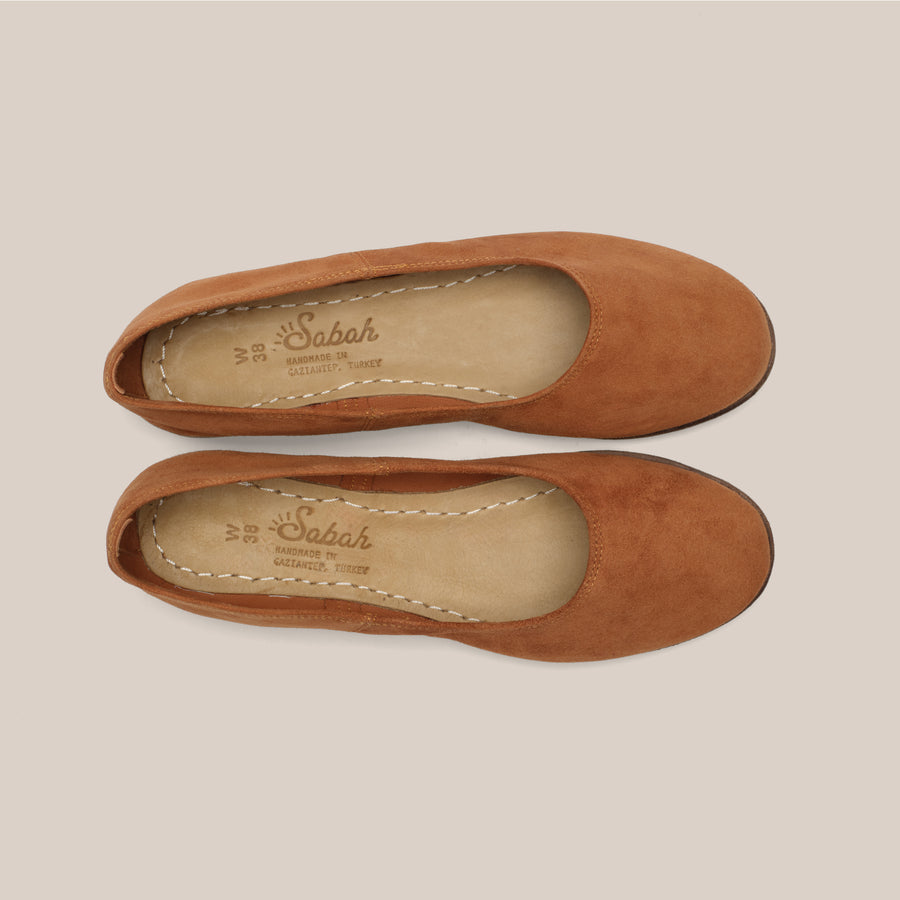 Babet - Caramel Suede (Womens)