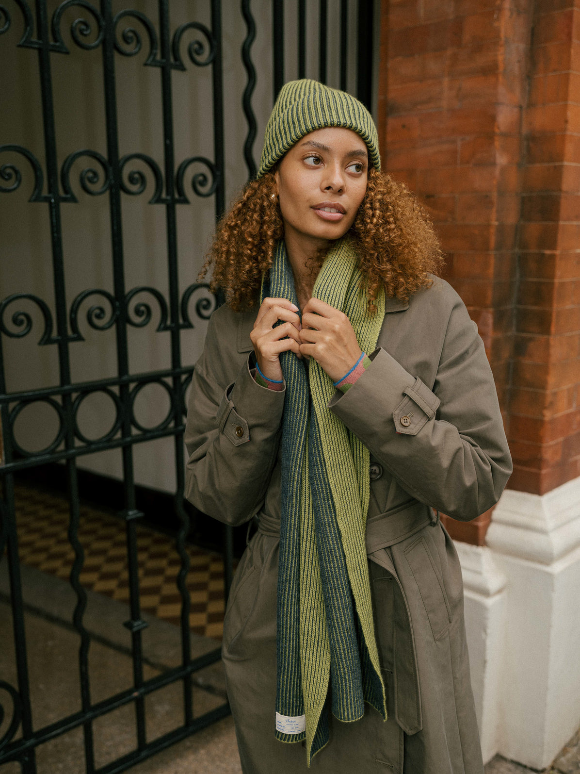 Knitted Merino Scarf - Green/Navy