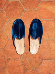 Bellagio Blue Velvet Baba (Womens)